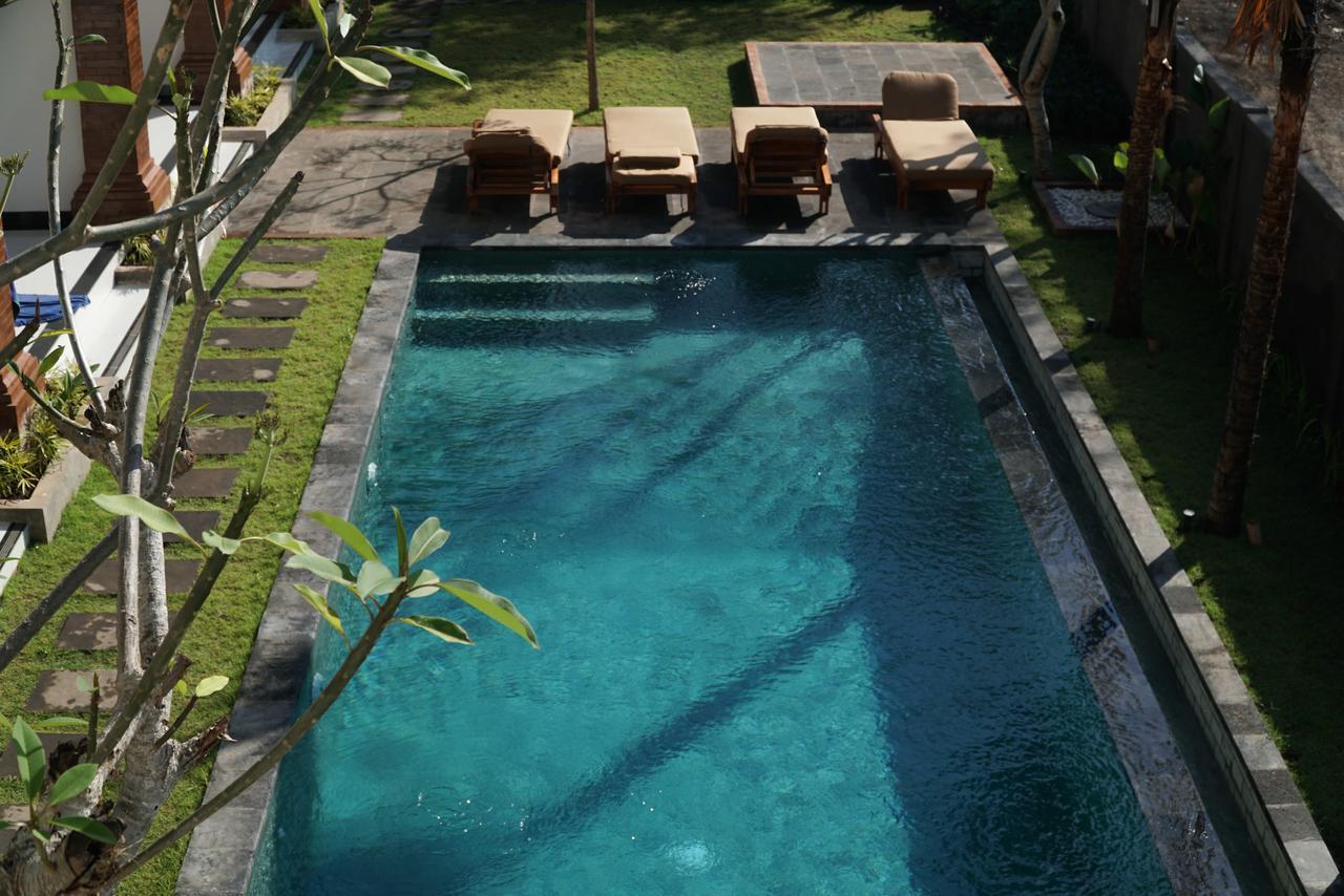 Seno Guesthouse & Cafe Uluwatu Exterior foto