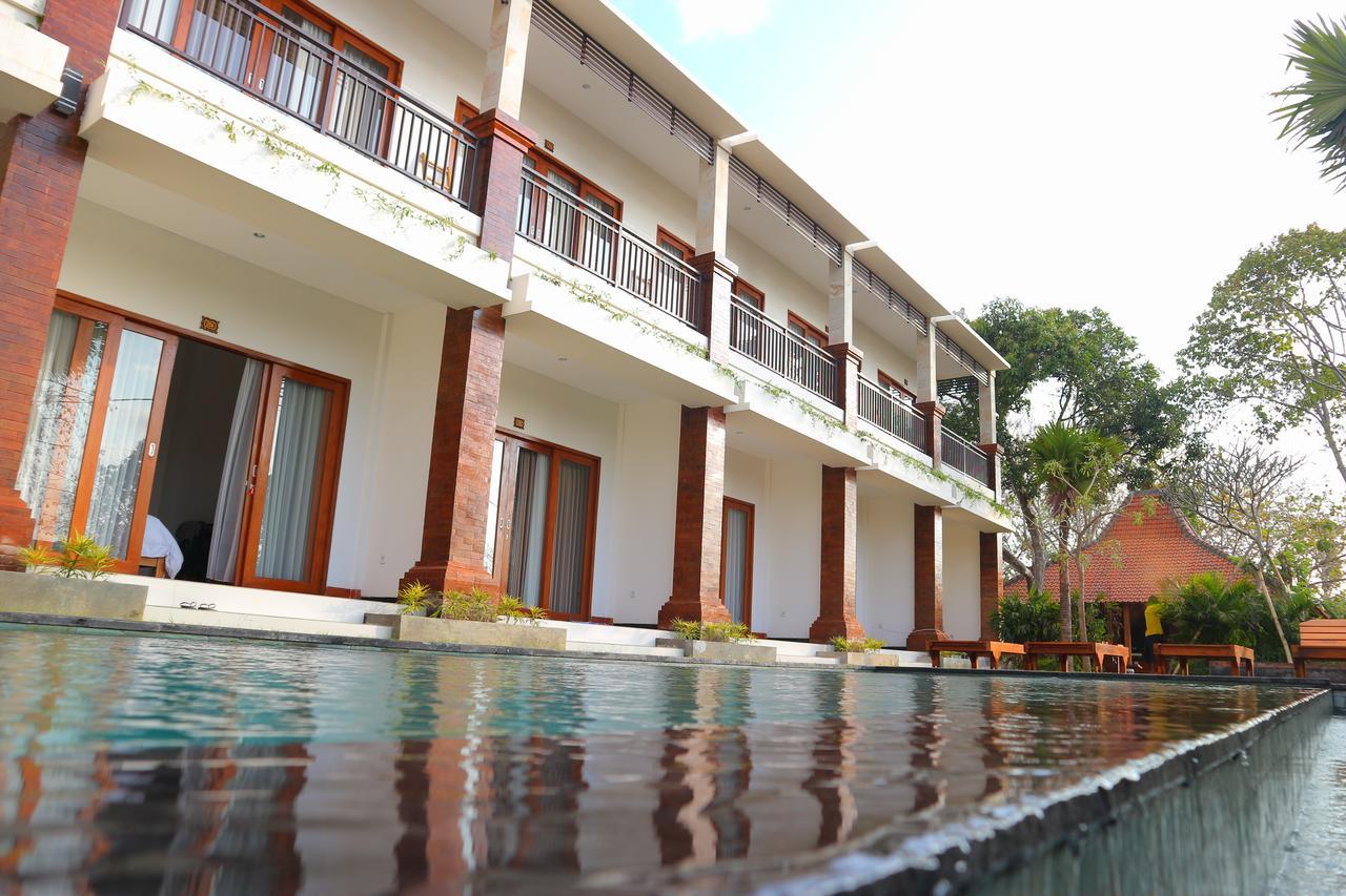 Seno Guesthouse & Cafe Uluwatu Exterior foto
